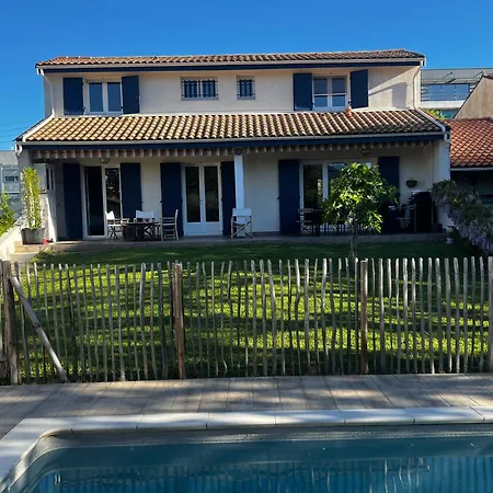 Belle Villa Avec Grande Piscine 12 Couchages 100M Du Tram
