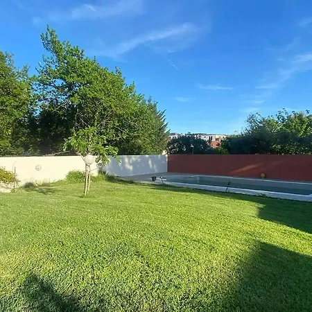 Belle Villa Avec Grande Piscine 12 Couchages 100M Du Tram